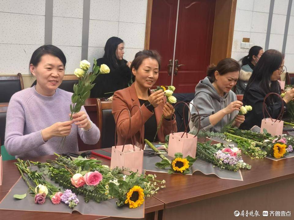 德州園林綠化服務(wù)中心：關(guān)愛女性健康<strong></p>
<p>園林綠化
</strong>，插花活動添趣味:園林綠化
